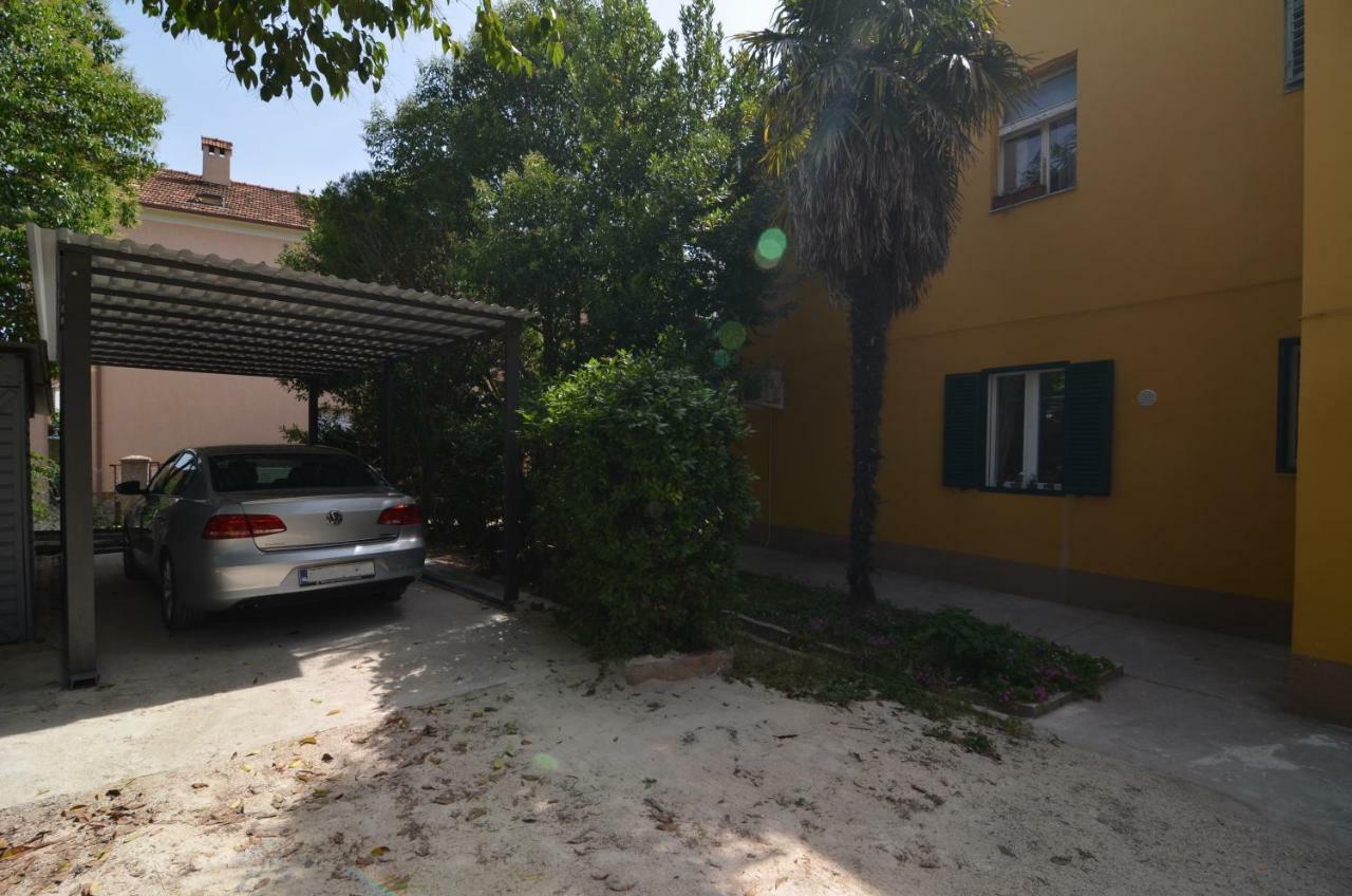 Apartment Zara Sun Buitenkant foto